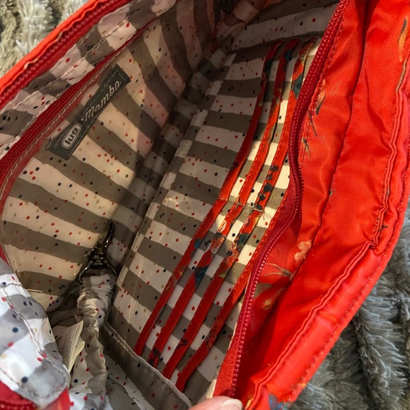 LUG Mambo Crossbody or Shoulder Bag for Travel - Picture 9 of 11